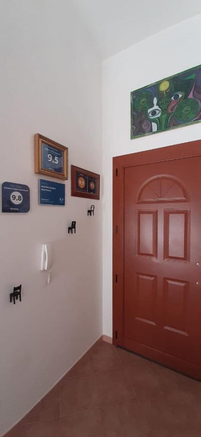 Artistika Golden Apartment Capitana Ngoại thất bức ảnh